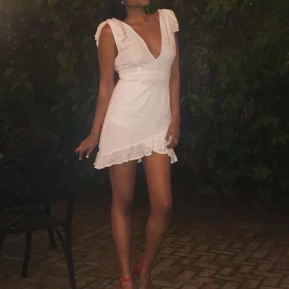 ASOS/PLT Broderie Ruffle Dress - Picture 5 of 5